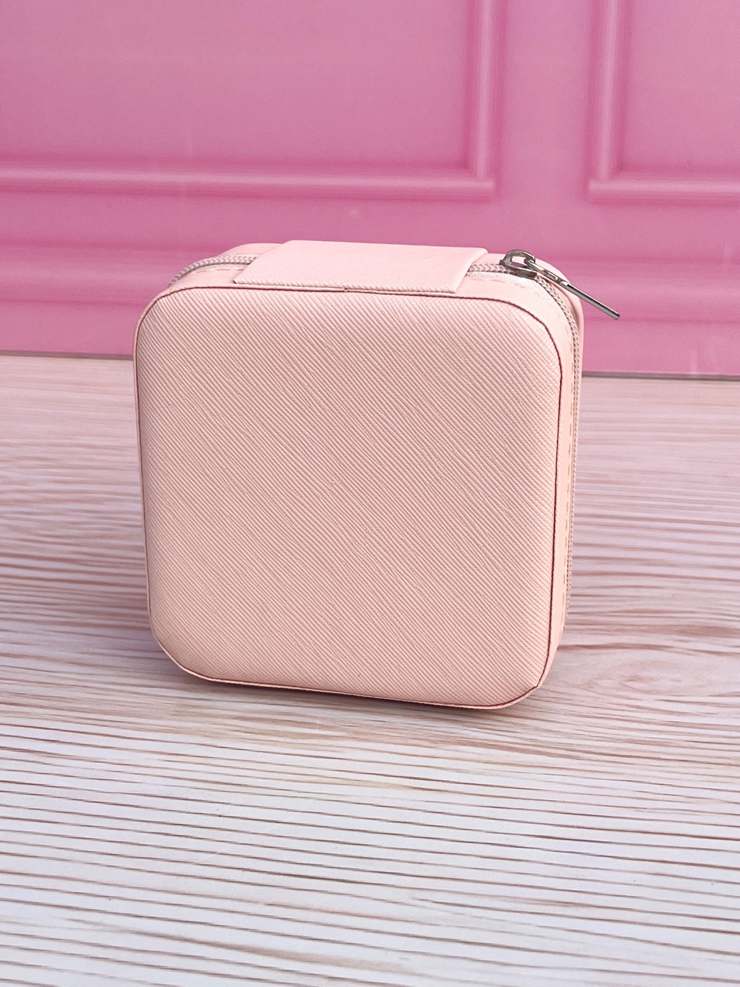 Porta Accesorios personalizado a Láser