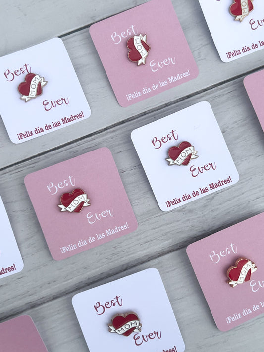 Pin esmaltado MOM