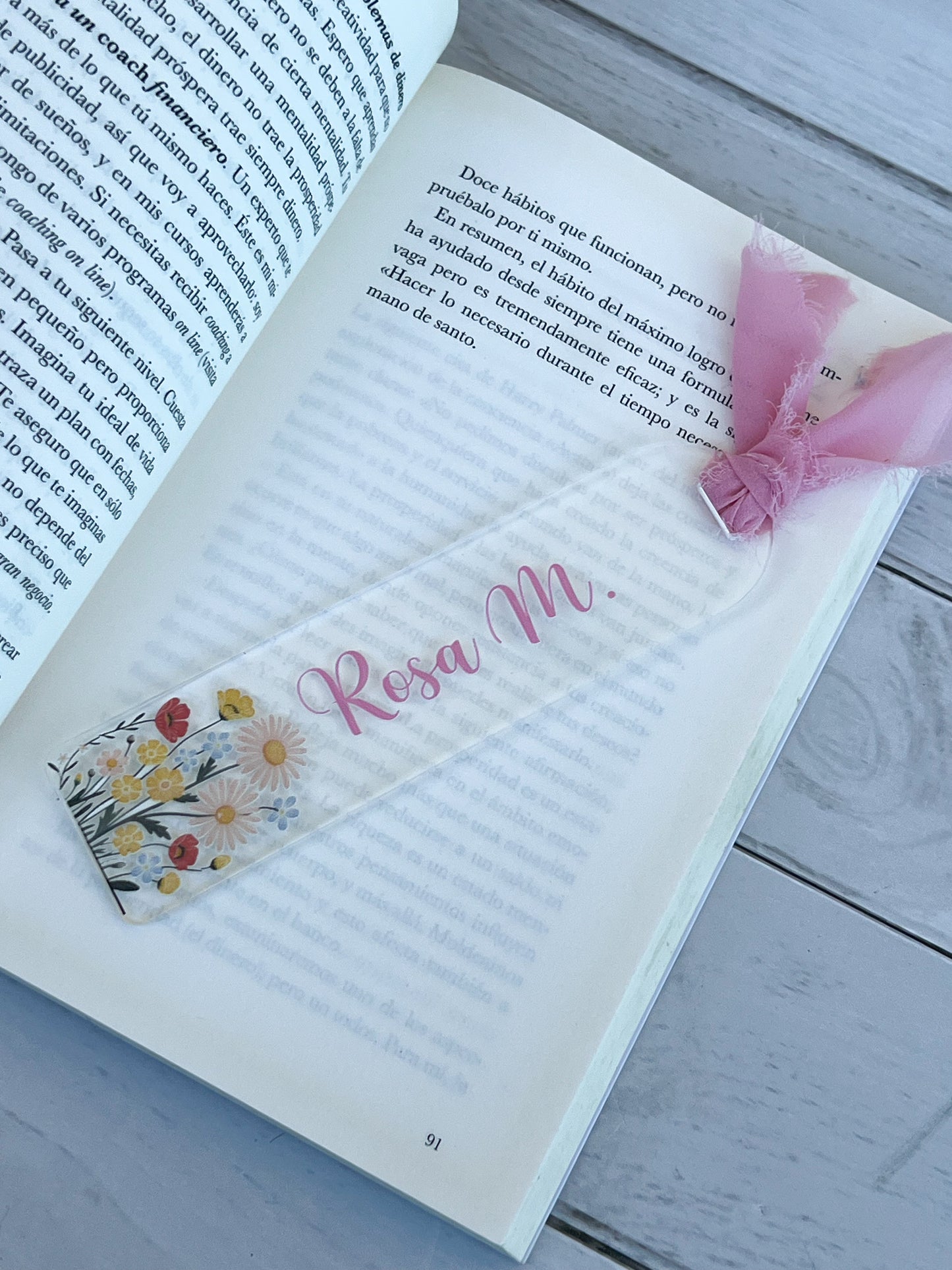 Separador de libros en acrílico 📖