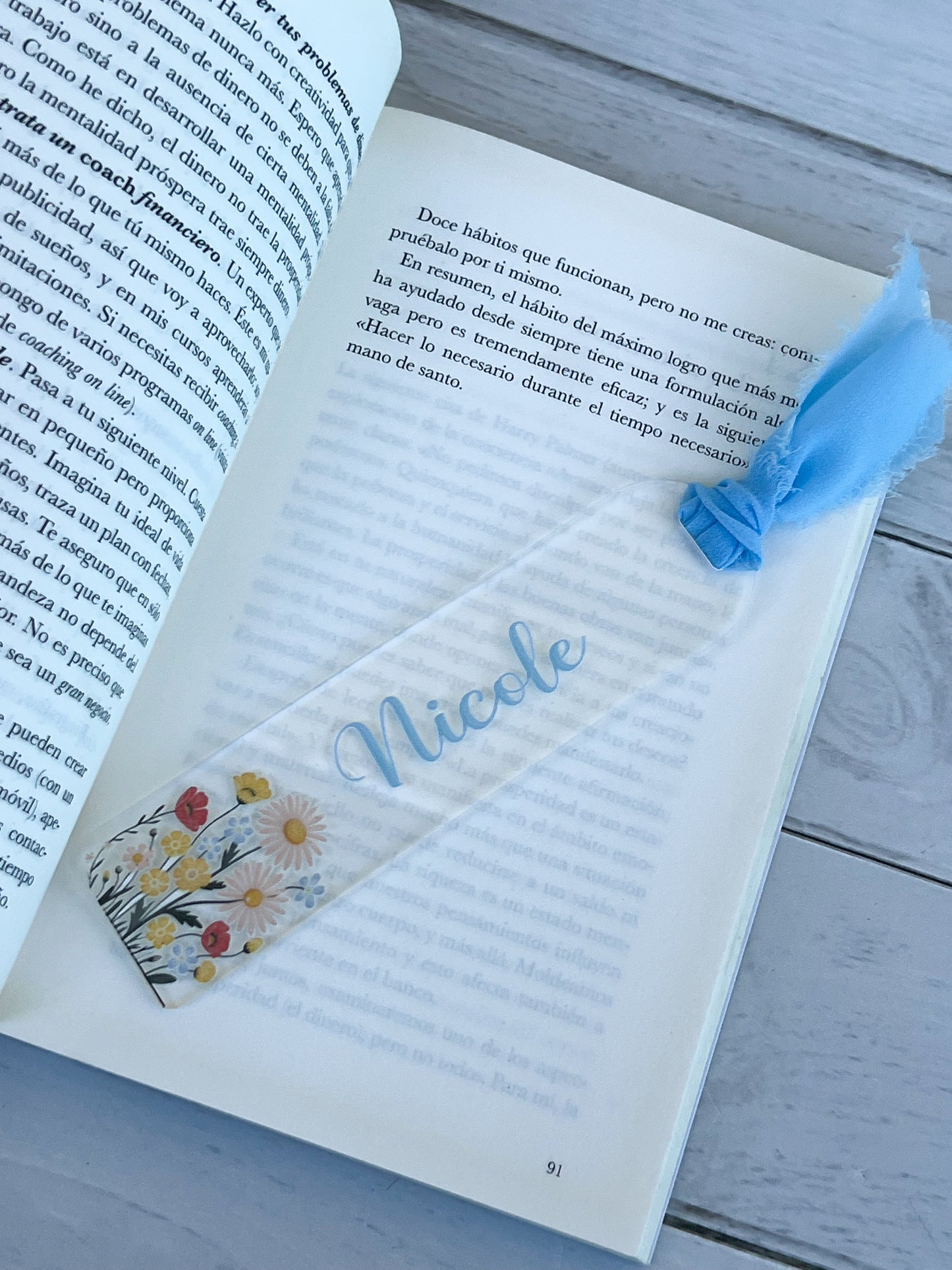 Separador de libros en acrílico 📖