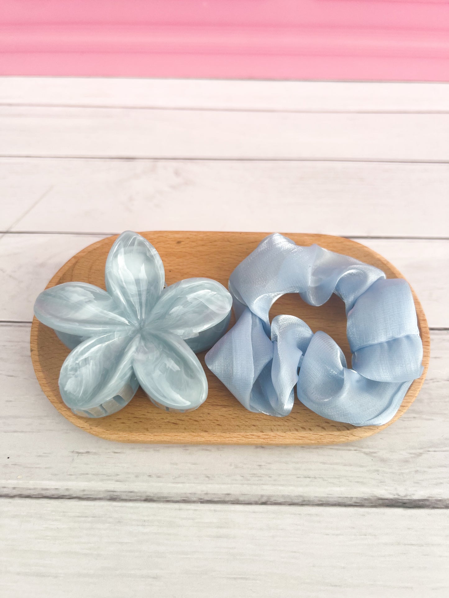 Set scrunchie + gancho en forma de flor