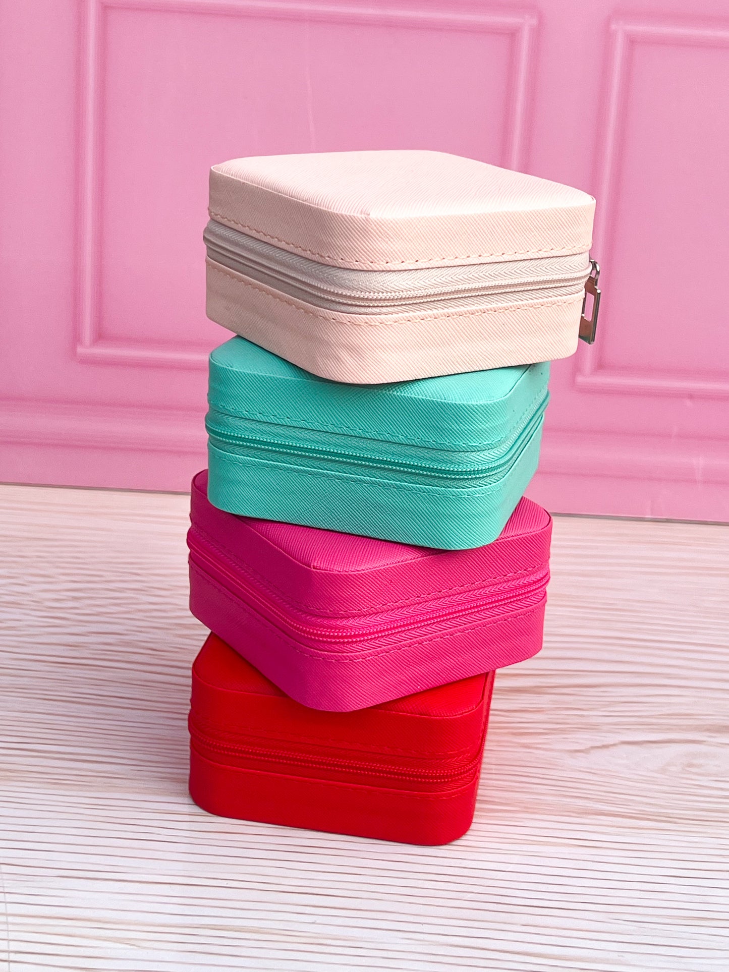 Porta Accesorios personalizado a Láser